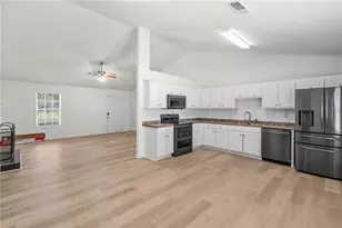 408 Wilshire Ln, Bethlehem, GA 30620 - Photo 6