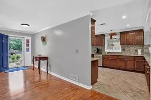716 Bruce Way SW, Lilburn, GA 30047 - Photo 2