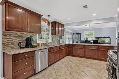 716 Bruce Way SW, Lilburn, GA 30047 - Photo 4