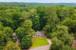 165 W Spalding Dr, Atlanta, GA 30328 - Photo 32