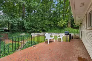 165 W Spalding Dr, Atlanta, GA 30328 - Photo 26