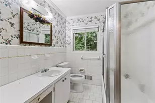 165 W Spalding Dr, Atlanta, GA 30328 - Photo 18