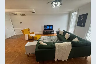 3060 Pharr Court North NW #613, Atlanta, GA 30305 - Photo 4