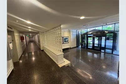 3060 Pharr Court North NW #613, Atlanta, GA 30305 - Photo 32