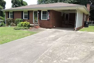 1144 Piedmont Pl, Gainesville, GA 30501 - Photo 1