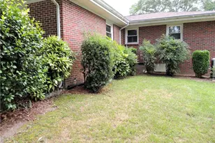 1144 Piedmont Pl, Gainesville, GA 30501 - Photo 6
