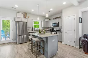171 Strickland, Forsyth, GA 31029 - Photo 6