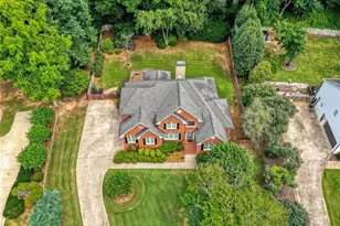 13875 Belleterre Dr, Alpharetta, GA 30004 - Photo 92
