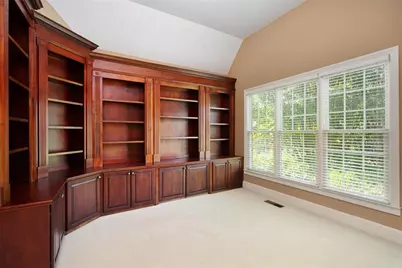 13875 Belleterre Drive, Alpharetta, GA 30004 - Photo 8