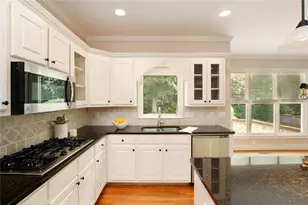 13875 Belleterre Dr, Alpharetta, GA 30004 - Photo 28