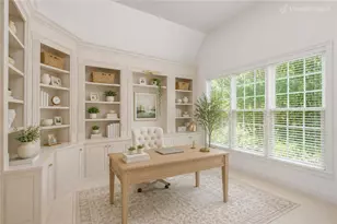 13875 Belleterre Dr, Alpharetta, GA 30004 - Photo 10