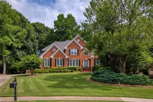13875 Belleterre Dr, Alpharetta, GA 30004 - Photo 1