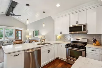 39 East Drive NE, Atlanta, GA 30305 - Photo 14