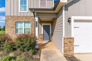 308 Jade Laurel Ln, Locust Grove, GA 30248 - Photo 2