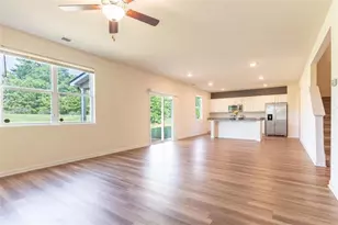 308 Jade Laurel Ln, Locust Grove, GA 30248 - Photo 4