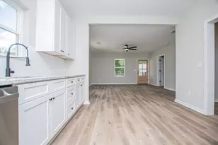 115 Pine St, Carrollton, GA 30117 - Photo 8