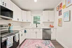 581 Meadowbrook Dr SE, Marietta, GA 30067 - Photo 8
