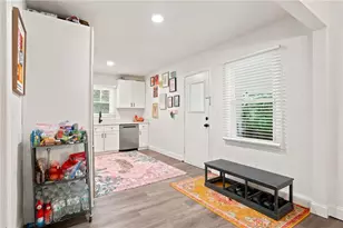581 Meadowbrook Dr SE, Marietta, GA 30067 - Photo 6