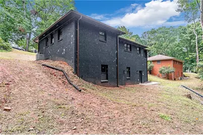 1300 Aniwaka Avenue SW, Atlanta, GA 30311 - Photo 4