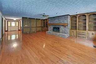 4521 Shoreline Dr, Gainesville, GA 30506 - Photo 14