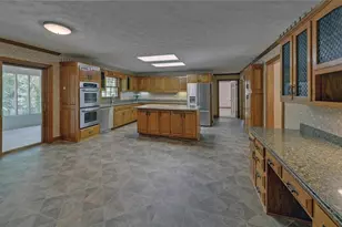 4521 Shoreline Dr, Gainesville, GA 30506 - Photo 14