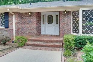4521 Shoreline Dr, Gainesville, GA 30506 - Photo 6