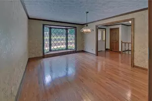 4521 Shoreline Dr, Gainesville, GA 30506 - Photo 10