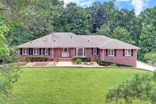 4521 Shoreline Dr, Gainesville, GA 30506 - Photo 6