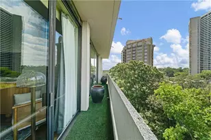 2575 Peachtree Rd NE, Atlanta, GA 30305 - Photo 18