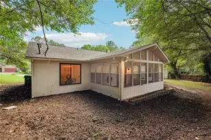 1050 Parkwest Ct, Stone Mountain, GA 30088 - Photo 26