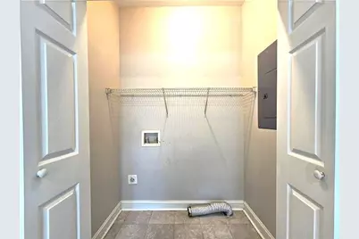 718 N Evelyn Place NW, Atlanta, GA 30318 - Photo 10
