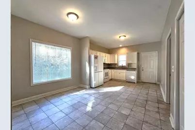 718 N Evelyn Place NW, Atlanta, GA 30318 - Photo 4