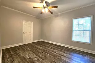 718 N Evelyn Pl NW, Atlanta, GA 30318 - Photo 6