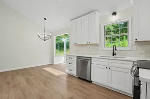 338 Hunters Run, Jefferson, GA 30549 - Photo 18