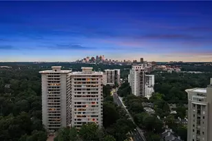 2575 Peachtree Rd NE, Atlanta, GA 30305 - Photo 22