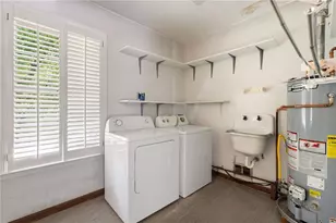 2608 Hawthorne Dr NE, Atlanta, GA 30345 - Photo 38