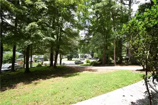 2654 Crystal Ct, Lawrenceville, GA 30044 - Photo 10