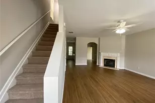 677 Kenridge Dr, Suwanee, GA 30024 - Photo 6