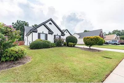 3554 Dunbar Lane, Suwanee, GA 30024 - Photo 2
