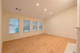3554 Dunbar Ln, Suwanee, GA 30024 - Photo 16