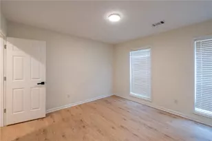 3554 Dunbar Ln, Suwanee, GA 30024 - Photo 32