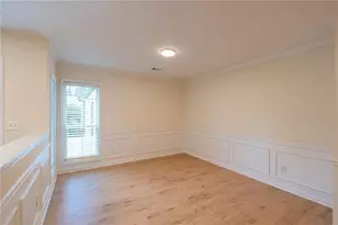 3554 Dunbar Ln, Suwanee, GA 30024 - Photo 8
