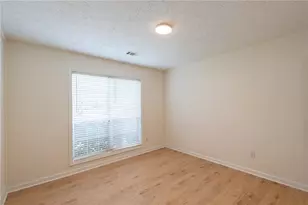 3554 Dunbar Ln, Suwanee, GA 30024 - Photo 36