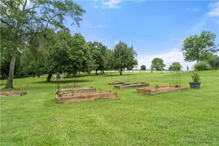 1857 Hardman Rd, Clarkesville, GA 30523 - Photo 28