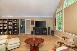 2805 Burtz Dr, Marietta, GA 30068 - Photo 32