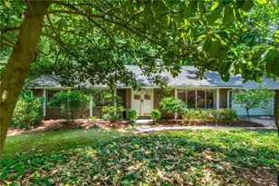 2805 Burtz Dr, Marietta, GA 30068 - Photo 2