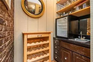 2805 Burtz Dr, Marietta, GA 30068 - Photo 24