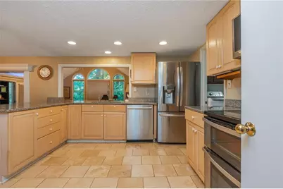 2805 Burtz Drive, Marietta, GA 30068 - Photo 20