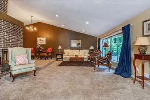 2805 Burtz Dr, Marietta, GA 30068 - Photo 14