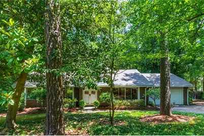 2805 Burtz Drive, Marietta, GA 30068 - Photo 8